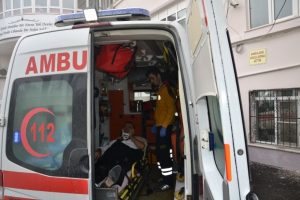Kaymakam ve belediye başkanı trafik kazası ge&ccedil;irdi