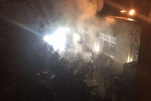 AK Parti Bursa Milletvekilleri, Meclis'i duman altında bıraktı