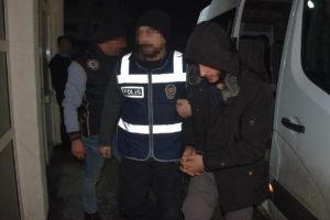 K&uuml;tahya'da DEAŞ operasyonu: 4 g&ouml;zaltı