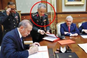 YAŞ'ı sunan isim 'Hocam'dan tutuklandı