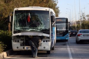 Antalya'da zincirleme kaza: 9 yaralı