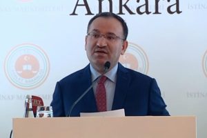 Bekir Bozdağ'dan Anayasa değişikliği yorumu