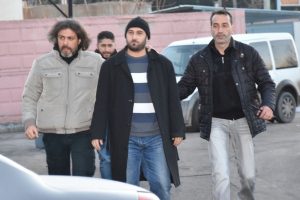 7 ilde 22 emniyet mensubuna g&ouml;zaltı