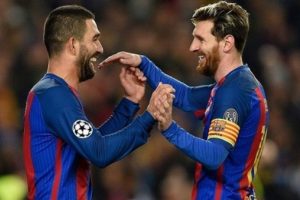 Arda Turan, Messi'ye kurban gidiyor!