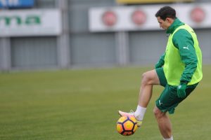 Bursaspor'da Stancu ilk antrenmanına &ccedil;ıktı