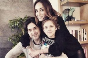 Sema Şimşek ve Burak Hakkı oğullarının doğum g&uuml;n&uuml;n&uuml; kutladı