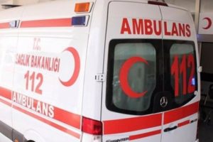 40 &ouml;ğrenci yemekten zehirlendi