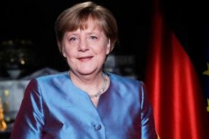 Merkel T&uuml;rkiye'yi ziyaret edecek
