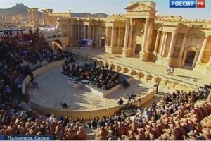 IŞİD, Roma Antik Tiyatrosu'nun bir b&ouml;l&uuml;m&uuml;n&uuml; yok etti!
