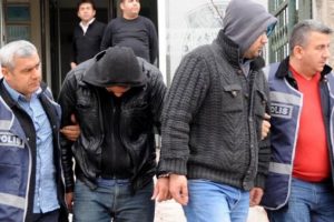 Cinayet sanığı 3 kardeşe m&uuml;ebbet