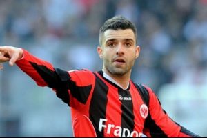 Alanyaspor'a Yunan stoper!