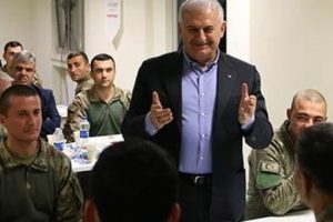 Yıldırım'la aynı sofrayı paylaşan Uzman &Ccedil;avuş Selim Topal şehit oldu