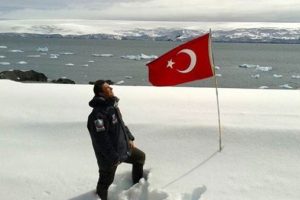 Antarktika'da "T&uuml;rk &Uuml;ss&uuml;" i&ccedil;in ilk ekip gitti