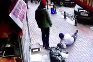 Otopark g&ouml;revlisinin vurulması kamerada