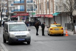 İstanbul'da polise saldıran ter&ouml;ristin kimliği belli oldu