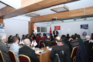 Eğitim-Bir-Sen Bursa 2 Nolu Şubesi'nden &uuml;yelerine eğitim semimeri