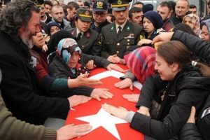 'Annen kurban olsun sana'