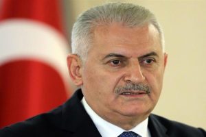Başbakan Yıldırım'dan, şehit ailesine taziye ziyareti
