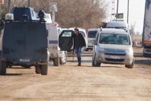 Mardin'de &ccedil;atışma...3 PKK'lı &ouml;ld&uuml;r&uuml;ld&uuml;...Operasyon s&uuml;r&uuml;yor