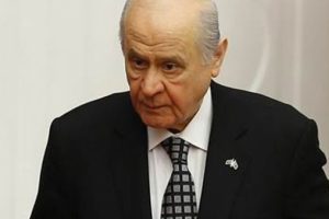 Bah&ccedil;eli'den anayasa değişikliği ve referandum a&ccedil;ıklaması