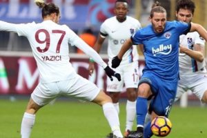 Trabzonspor İstanbul deplasmanından 3 puan &ccedil;ıkardı