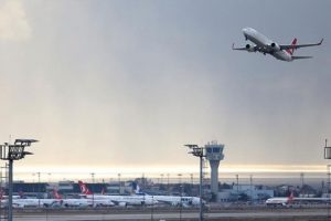 T&uuml;rk hava sahasından 17 saniyede bir u&ccedil;ak ge&ccedil;ti