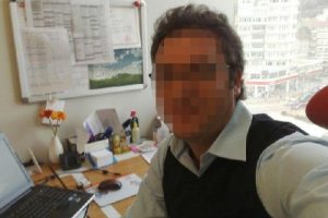 Bursa'da &uuml;nl&uuml; doktora bilgisayar şantajı!