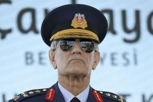 Şamil Tayyar'dan Akın &Ouml;zt&uuml;rk a&ccedil;ıklaması