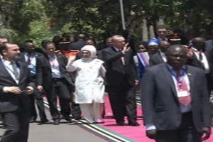 Cumhurbaşkanı Erdoğan Tanzanya'da top atışlarıyla karşılandı