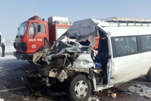 Erzurum Pasinler'de zincirleme kaza: 24 yaralı