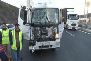 3. K&ouml;pr&uuml; yolunda feci kaza!