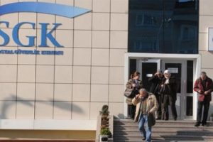 SGK, Aylık Prim ve Hizmet Belgelerini verme s&uuml;resini uzattı