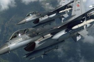 T&uuml;rk ve Rus jetleri DEAŞ'ı vurdu!