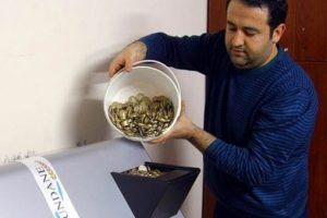 Fırıncılardan sahte metal para isyanı
