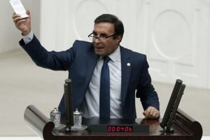 HDP'li vekil g&ouml;zaltına alındı