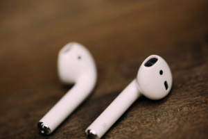 Kaybolan Airpods'ları iPhone bulacak!