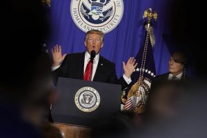 Trump, BM fonlarını da kesecek