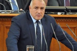 &Ccedil;evre bakanına 'Neden &ccedil;ok kar yağıyor' sorusu