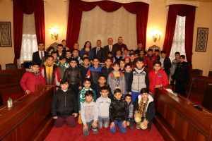 Mardinli ter&ouml;r mağduru &ccedil;ocuklar Bursa'da ağırlandı