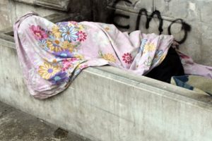 İstanbul'da bir kişi donarak can verdi