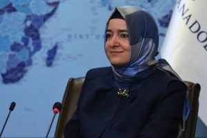 Aile ve Sosyal Politikalar Bakanı a&ccedil;ıkladı: Buraya giden &ccedil;iftler boşanıp &ccedil;ıkıyor