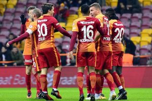 Akhisar Belediyespor'la 14. randevu