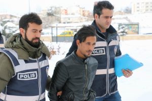 Sivas'ta 'FET&Ouml;' bahanesiyle dolandırıcılık