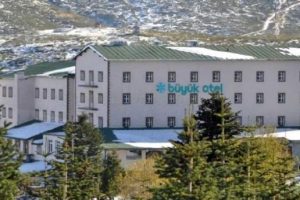 Bursa Uludağ'daki B&uuml;y&uuml;k Otel yıkılacak yerine otopark yapılacak