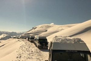 Hakkari'de 59 k&ouml;y ve 198 mezra yolu kapandı