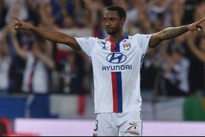 Trabzonspor'un istediği Nkoulou'ya İngiltere'den talip &ccedil;ıktı