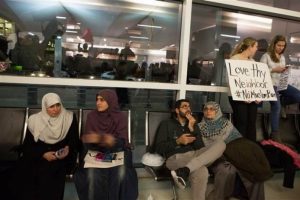 Trump'ın kararından sonra havayolu şirketleri harekete ge&ccedil;ti