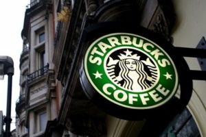 Starbucks'tan Trump'a 'm&uuml;lteci' vurgusu