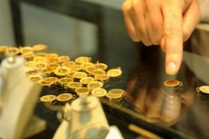 Altın, y&uuml;kseliş eğilimini s&uuml;rd&uuml;r&uuml;yor