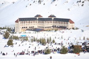 &Ouml;ğretmenin &ouml;l&uuml;m&uuml;n&uuml;n ardından yasaklandı!